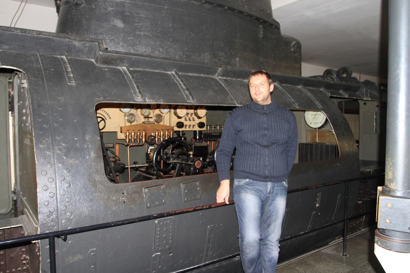 Ponorka U1
MostĂ­k
